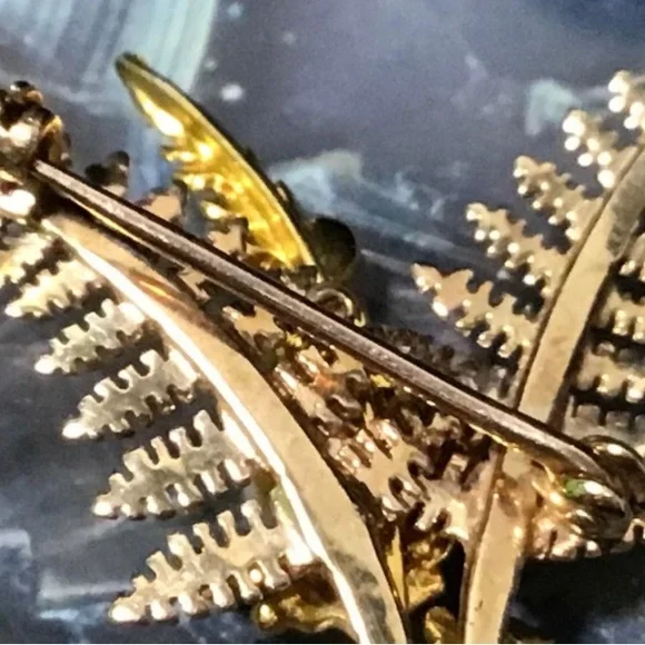 9 K 6.7 grams, Solid gold, antique fern brooch with 5 pearl accents - Picture 4 of 7